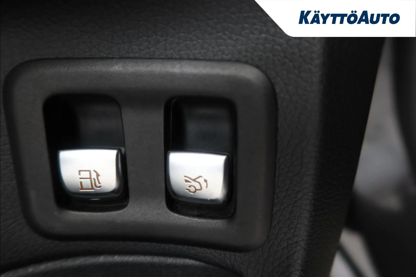 Mercedes-Benz C CNX-798 carousel image