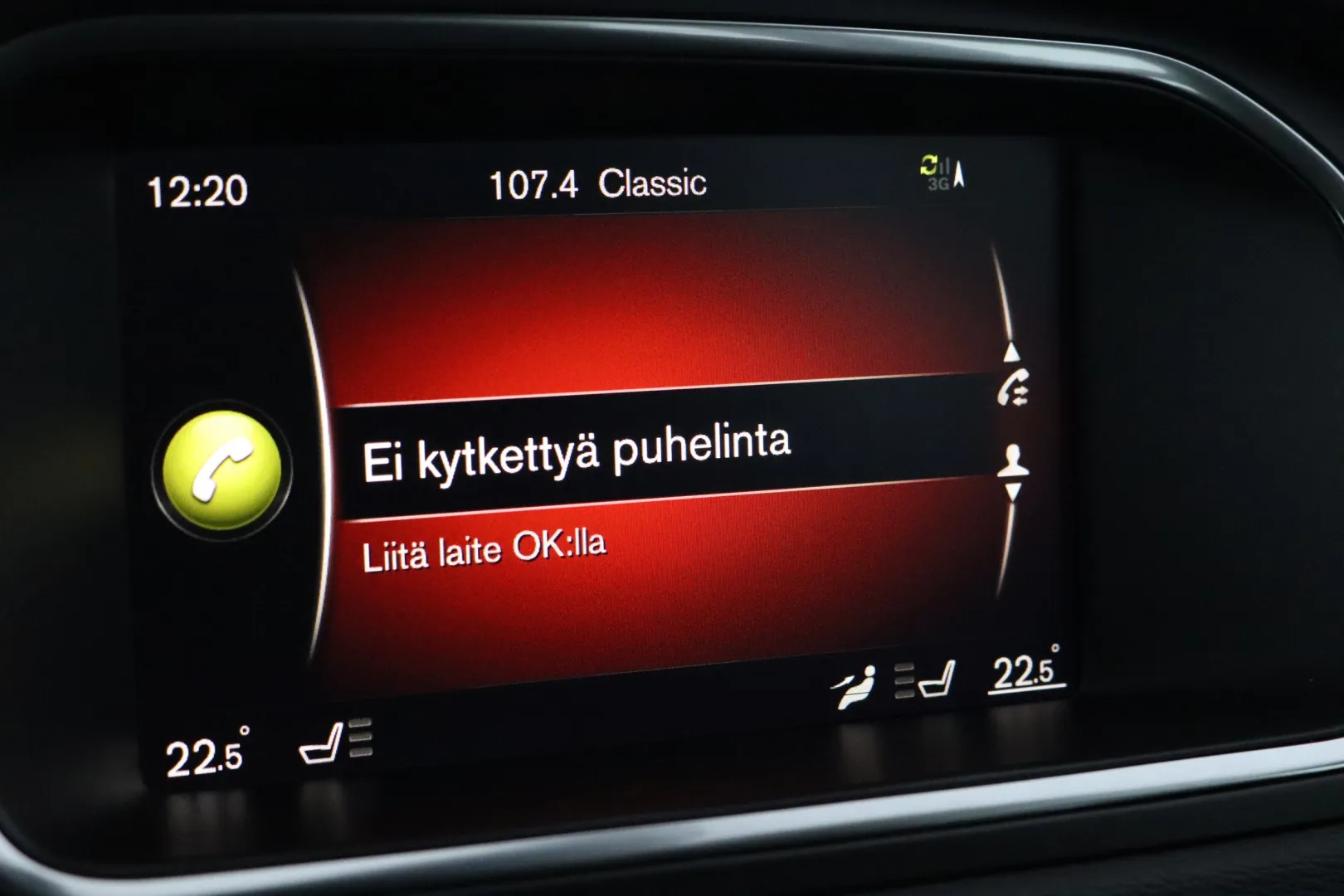 VOLVO V40 BXC-486 carousel image