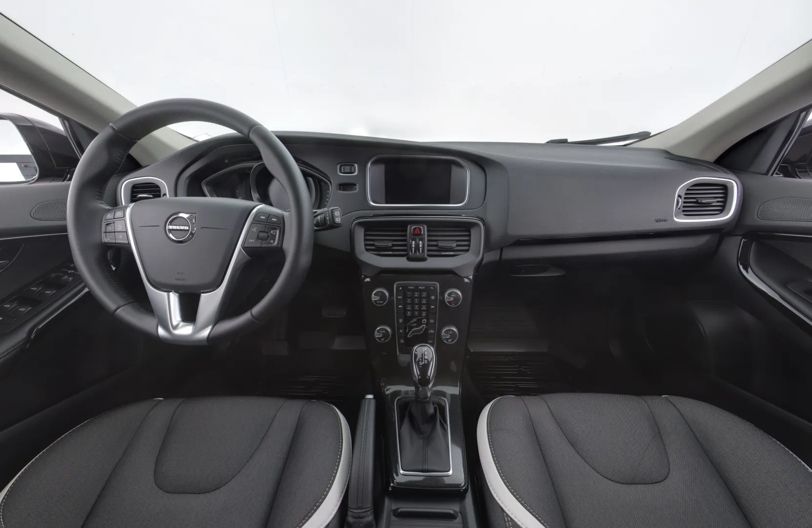 VOLVO V40 BXC-486 carousel image