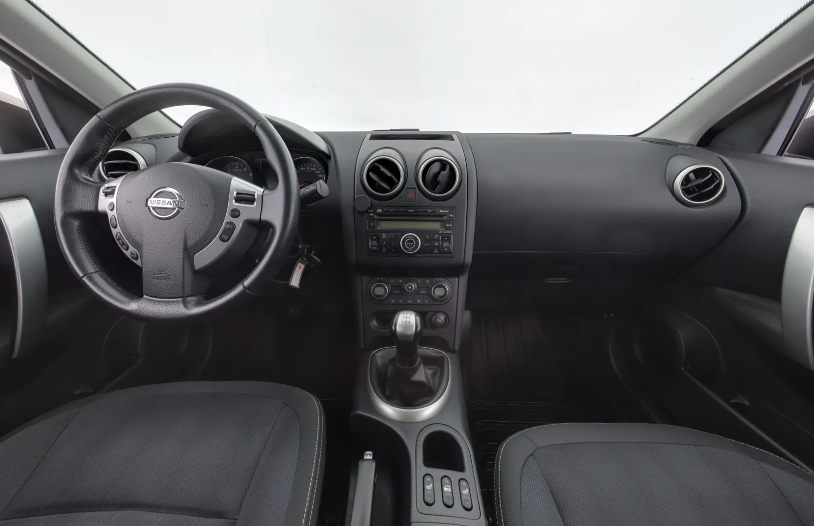 NISSAN Qashqai UJI-905 carousel image