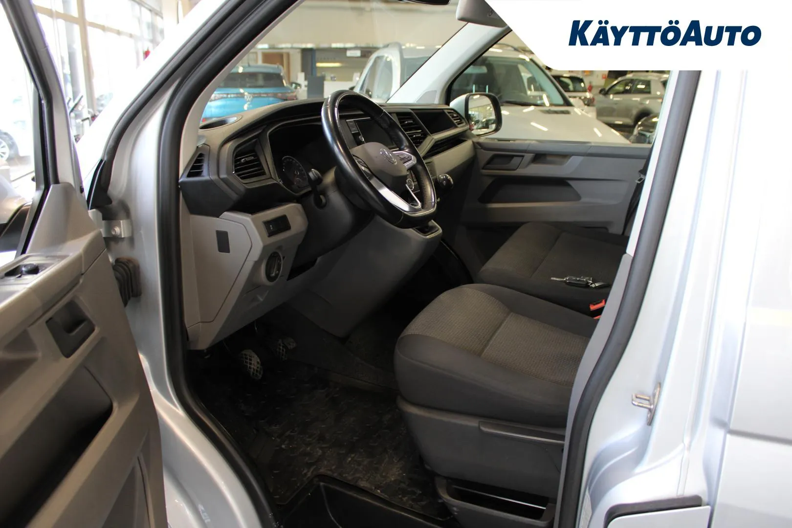 VOLKSWAGEN Transporter ESR-358 carousel image