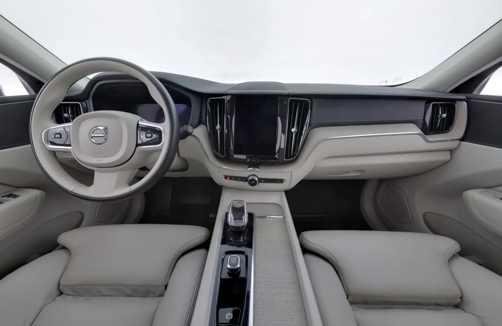 Volvo XC60 NMI-957 carousel image