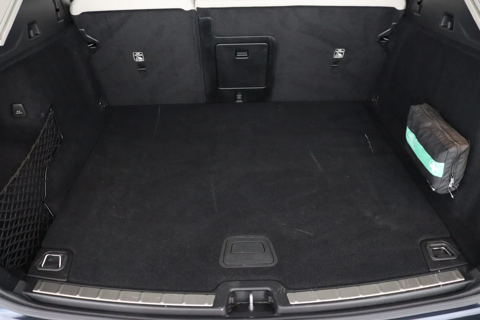 Volvo XC60 NMI-957 carousel image