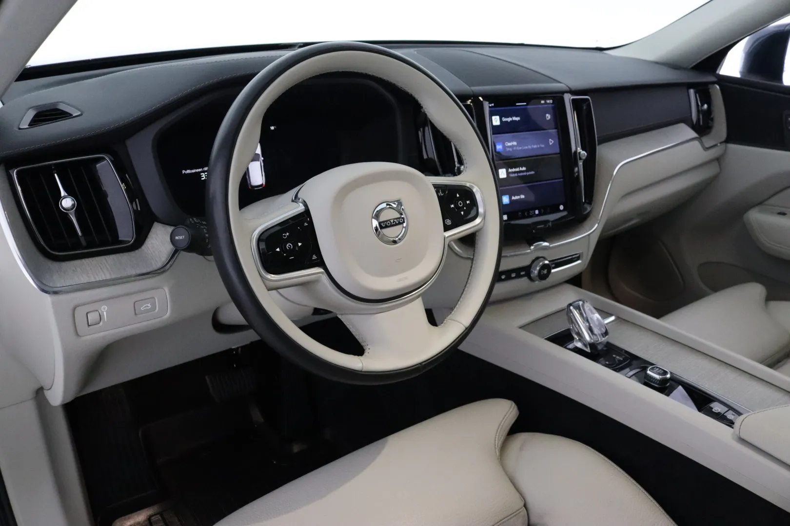 Volvo XC60 NMI-957 carousel image