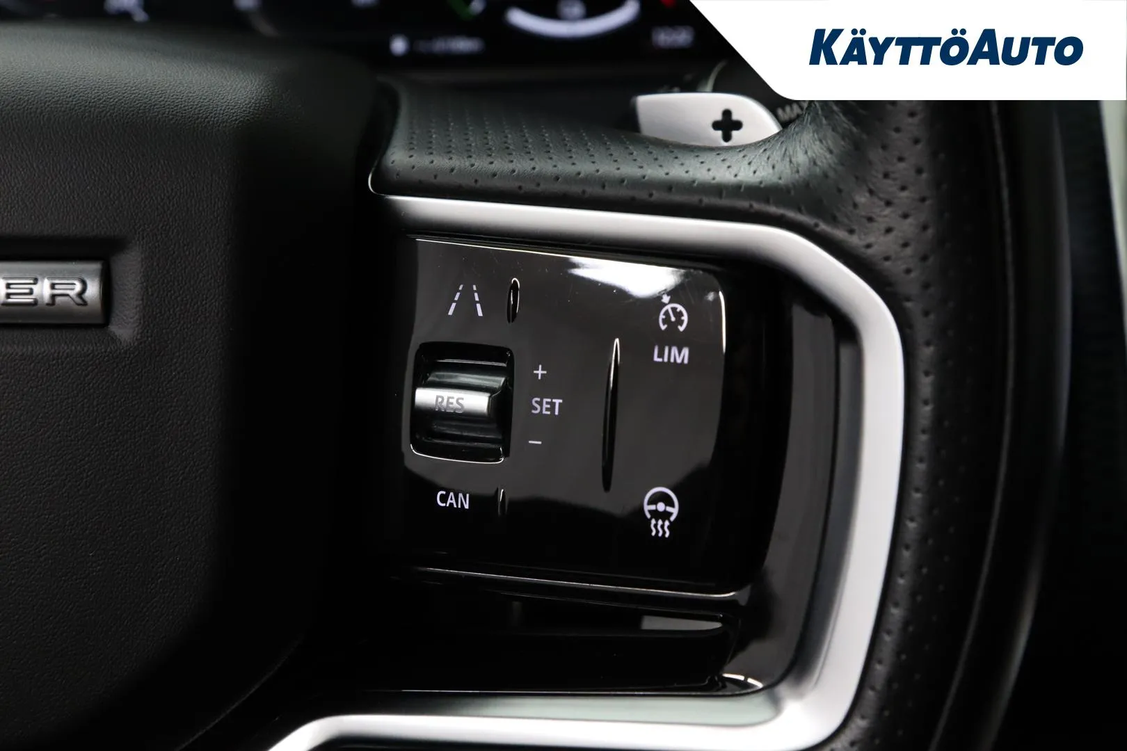 LAND ROVER Range Rover Velar LRO-760 carousel image