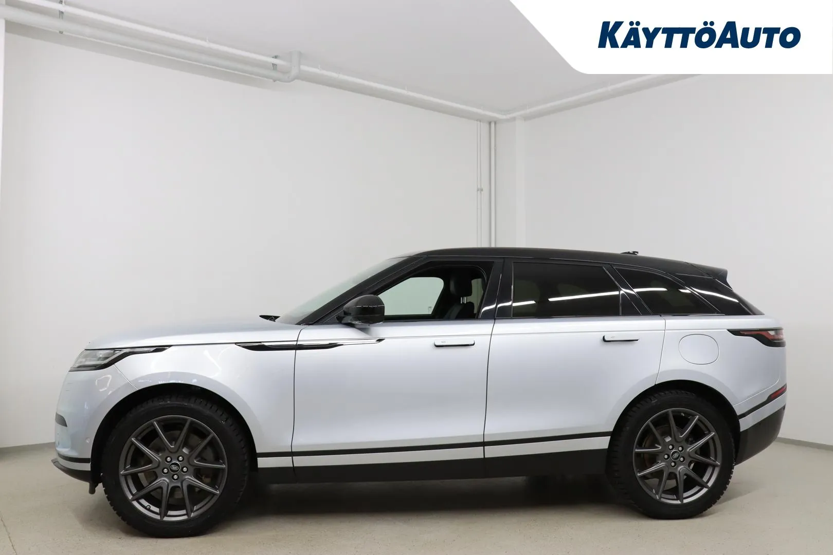 LAND ROVER Range Rover Velar LRO-760 carousel image