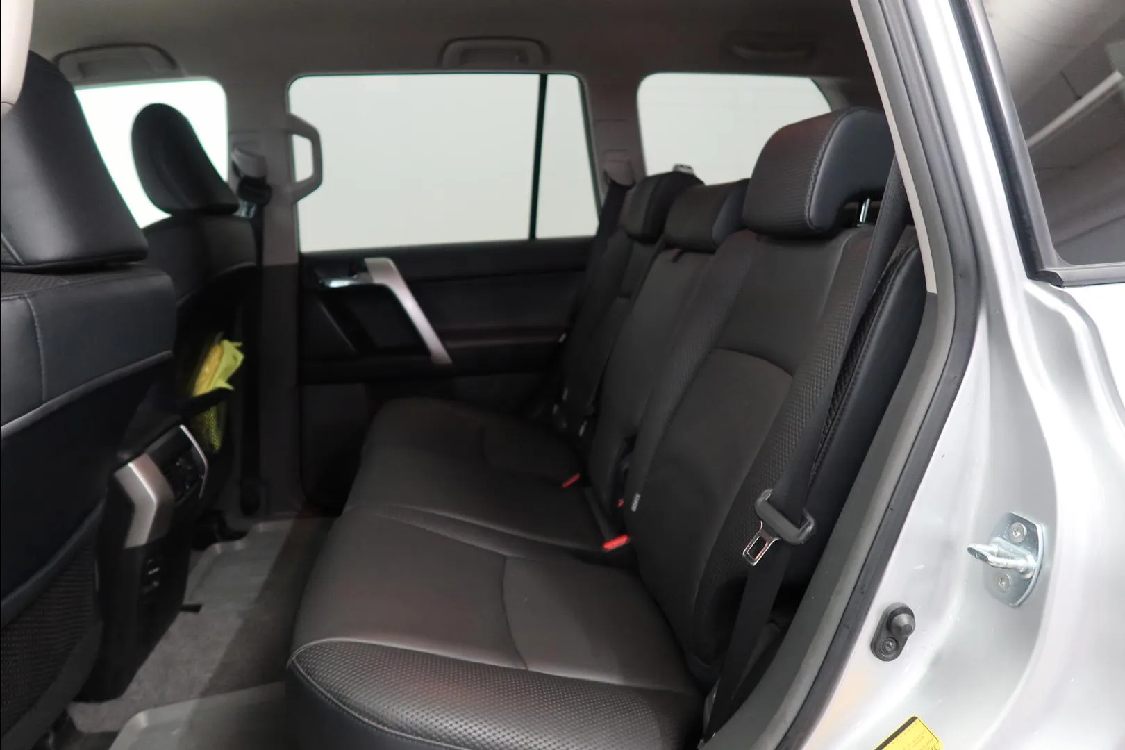 TOYOTA Land Cruiser LZX-259 carousel image