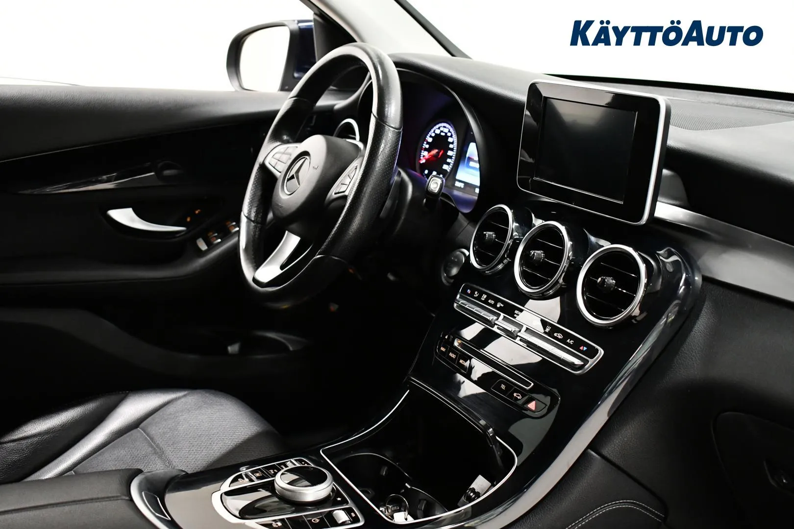 MERCEDES-BENZ GLC ETC-835 carousel image