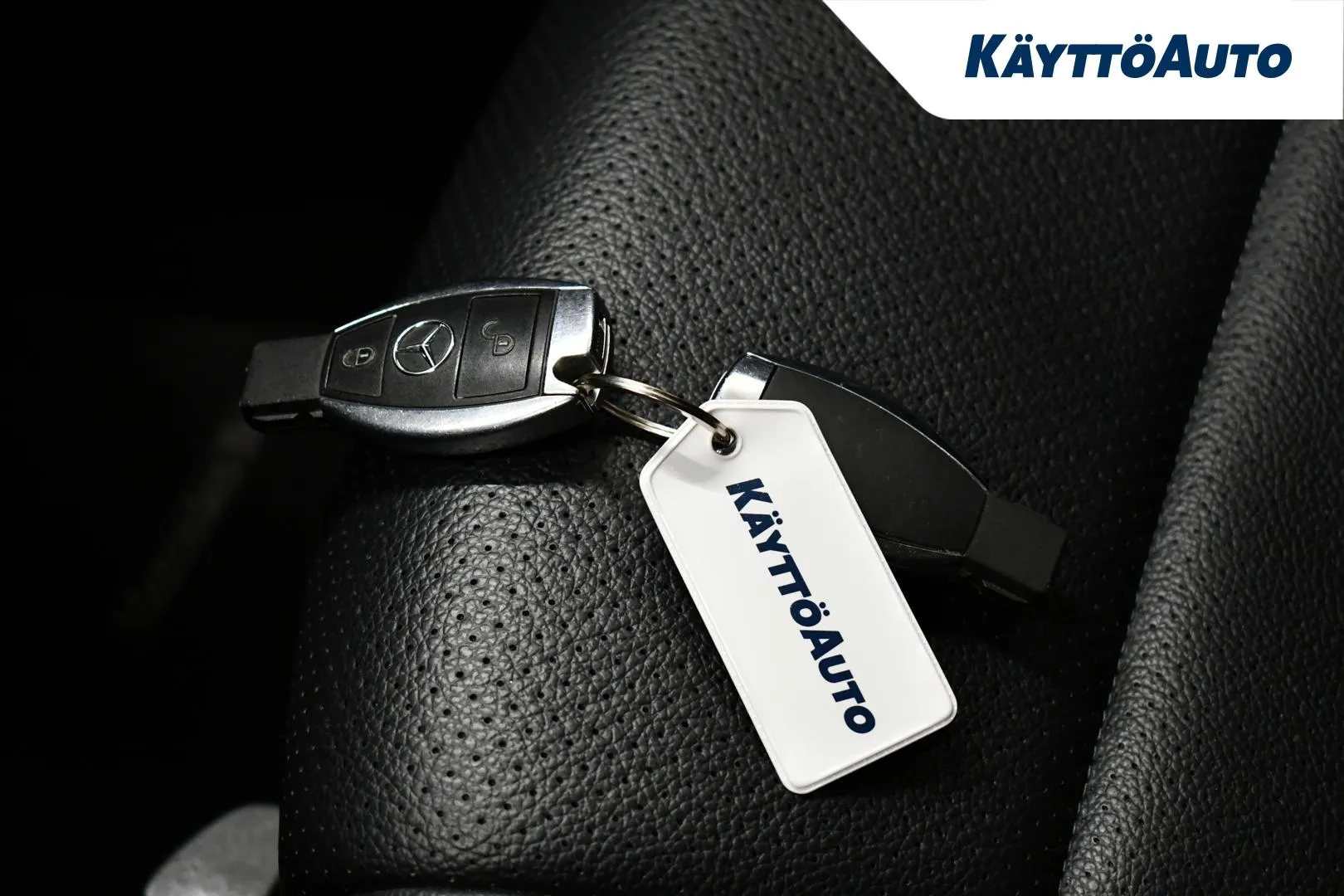 MERCEDES-BENZ GLC ETC-835 carousel image