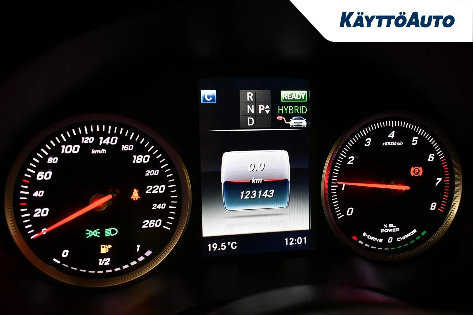 MERCEDES-BENZ GLC ETC-835 carousel image