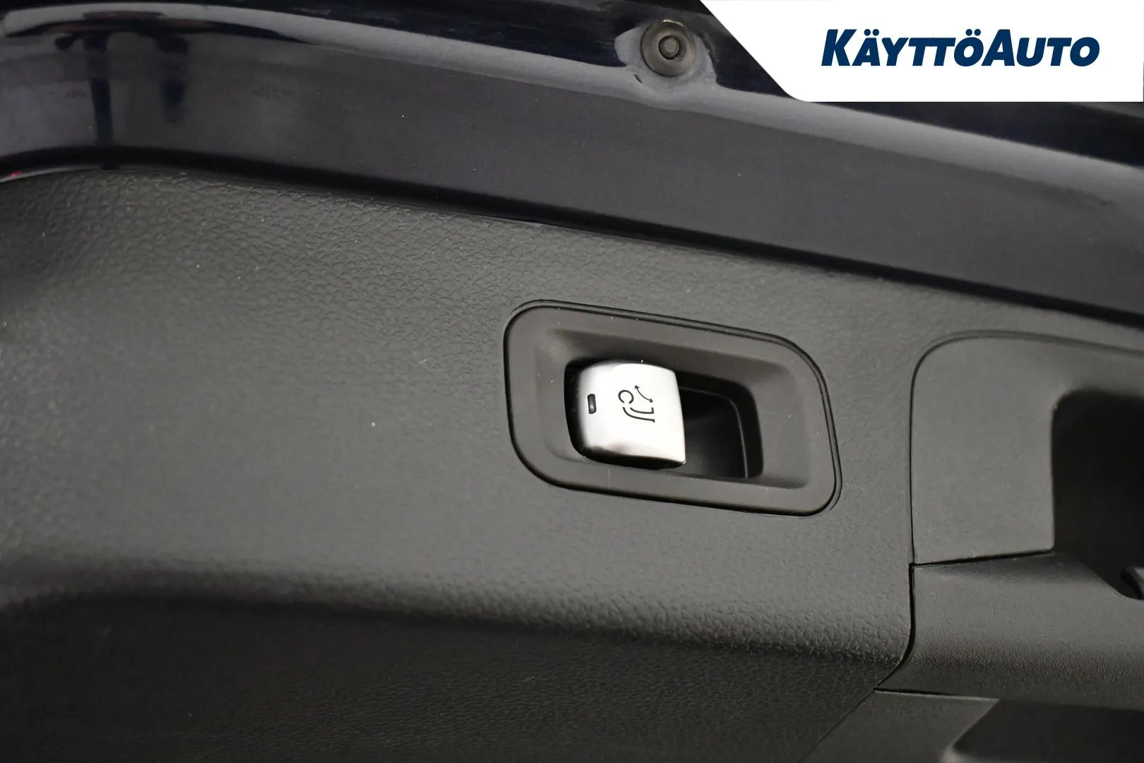 MERCEDES-BENZ GLC ETC-835 carousel image