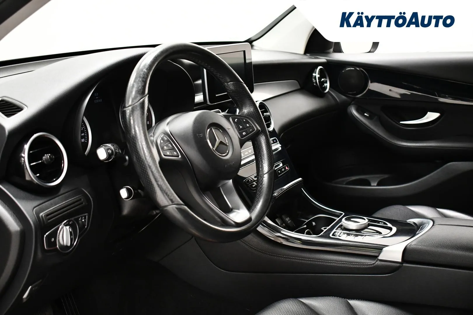 MERCEDES-BENZ GLC ETC-835 carousel image