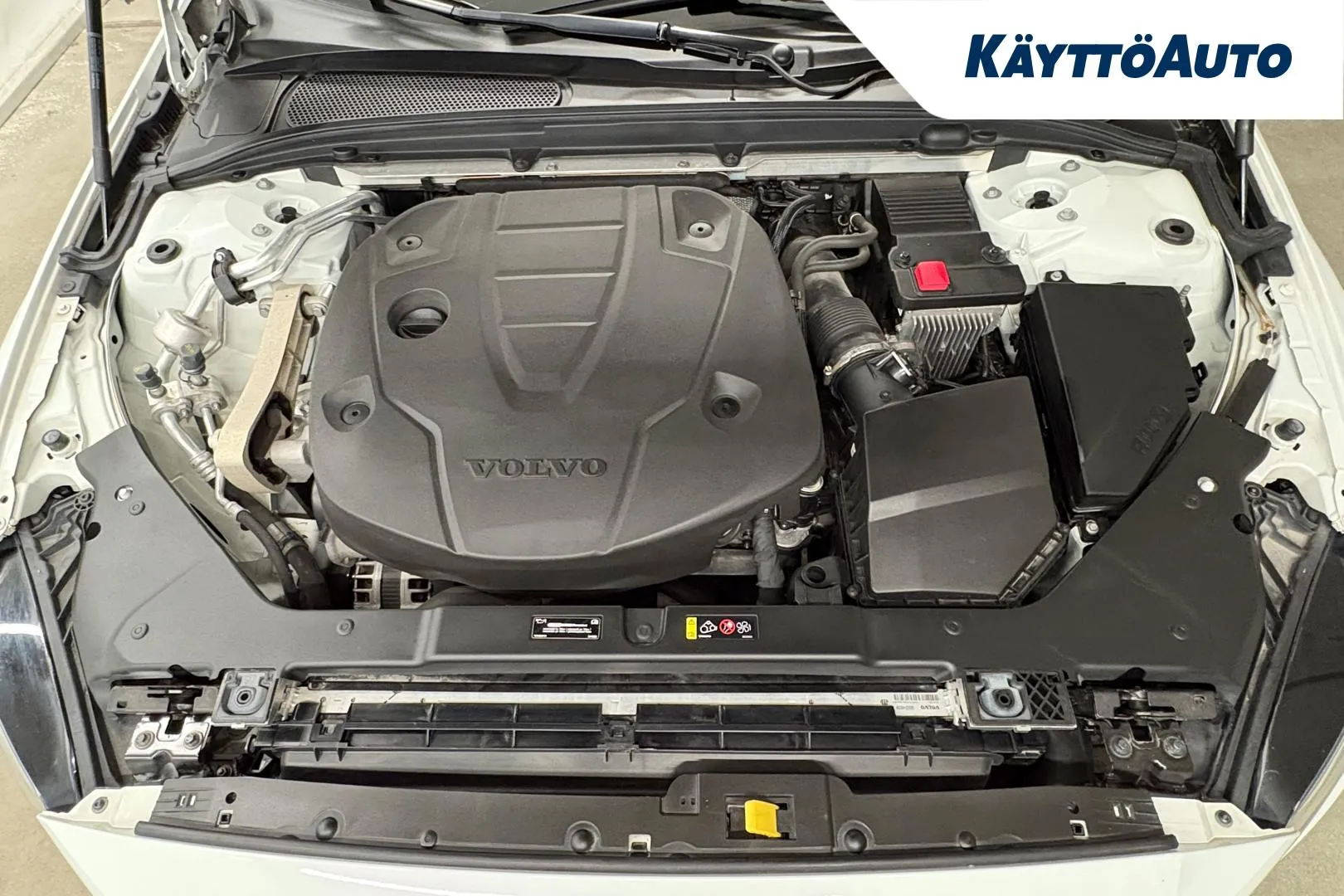 VOLVO V60 Cross Country XXC-326 carousel image