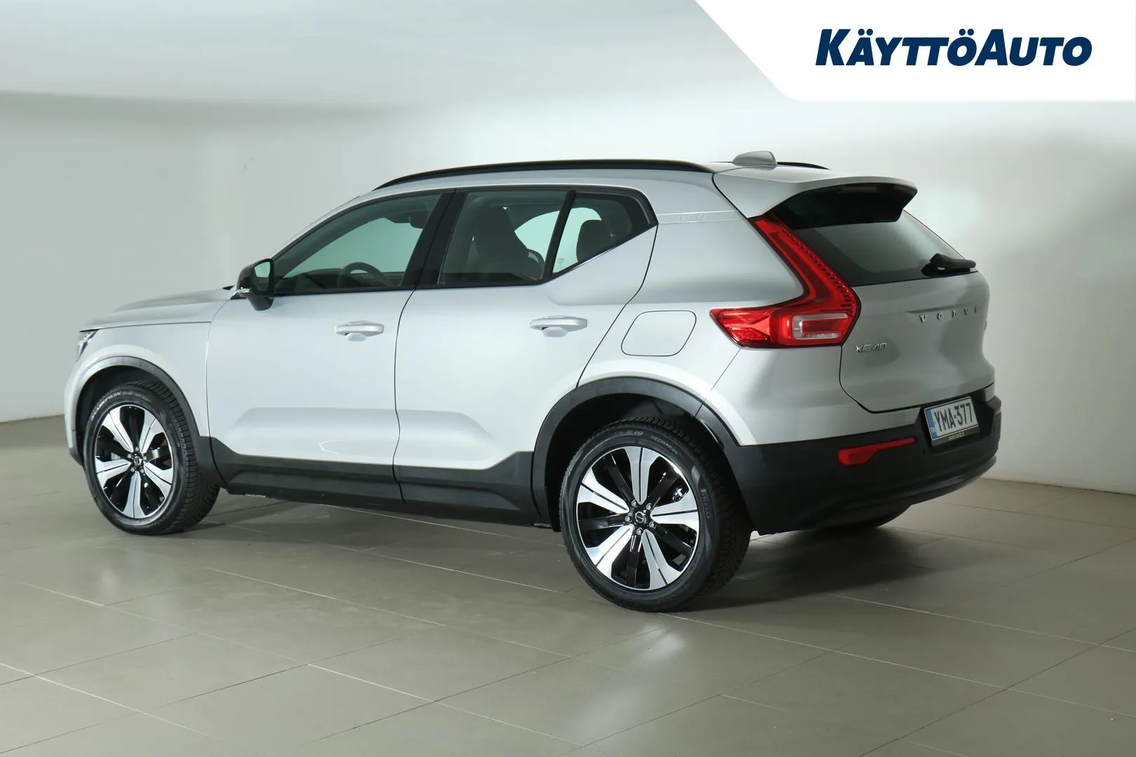 VOLVO XC40 YMA-377 carousel image