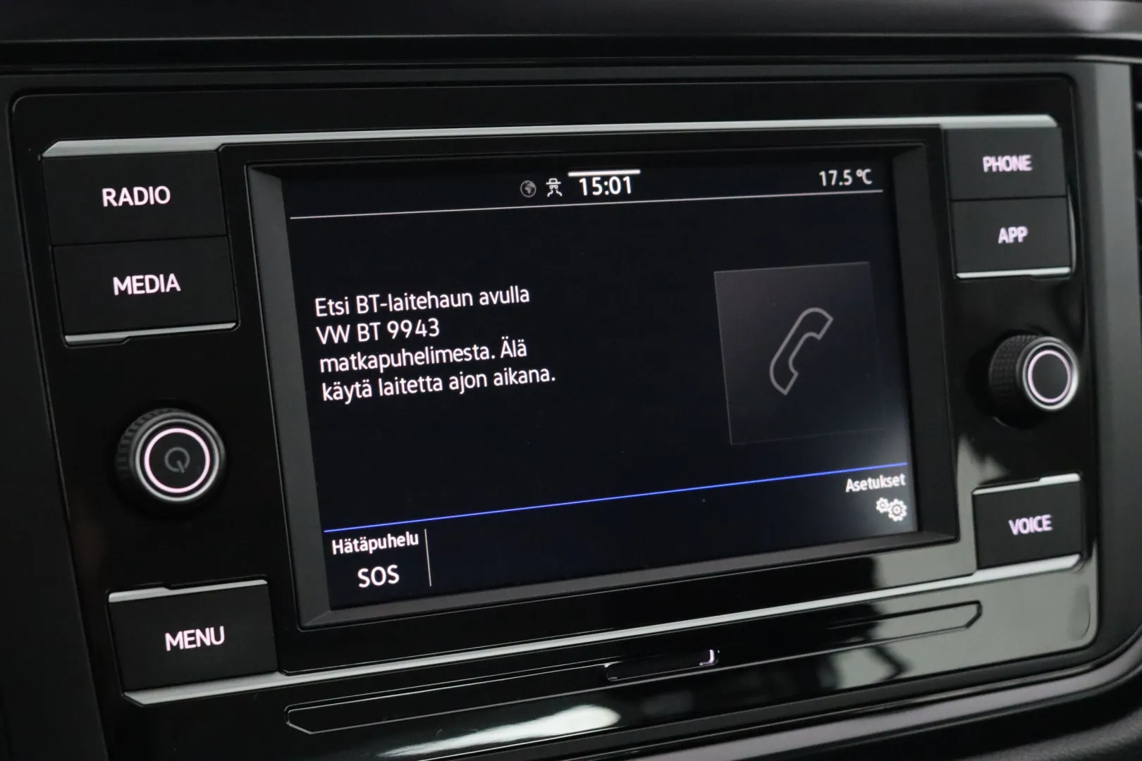 VOLKSWAGEN T-Roc FPO-194 carousel image