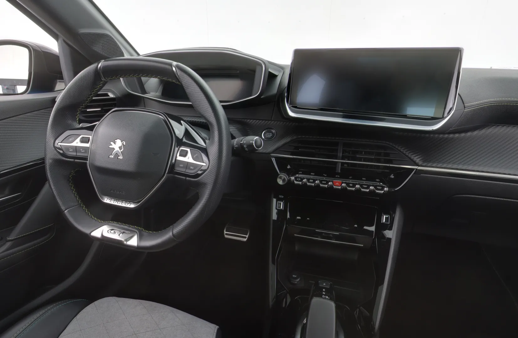 PEUGEOT e-208 OZA-853 carousel image