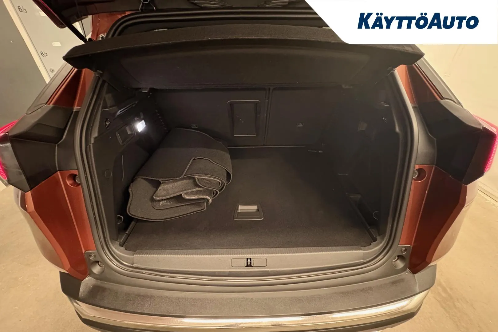 PEUGEOT 3008 GOK-433 carousel image