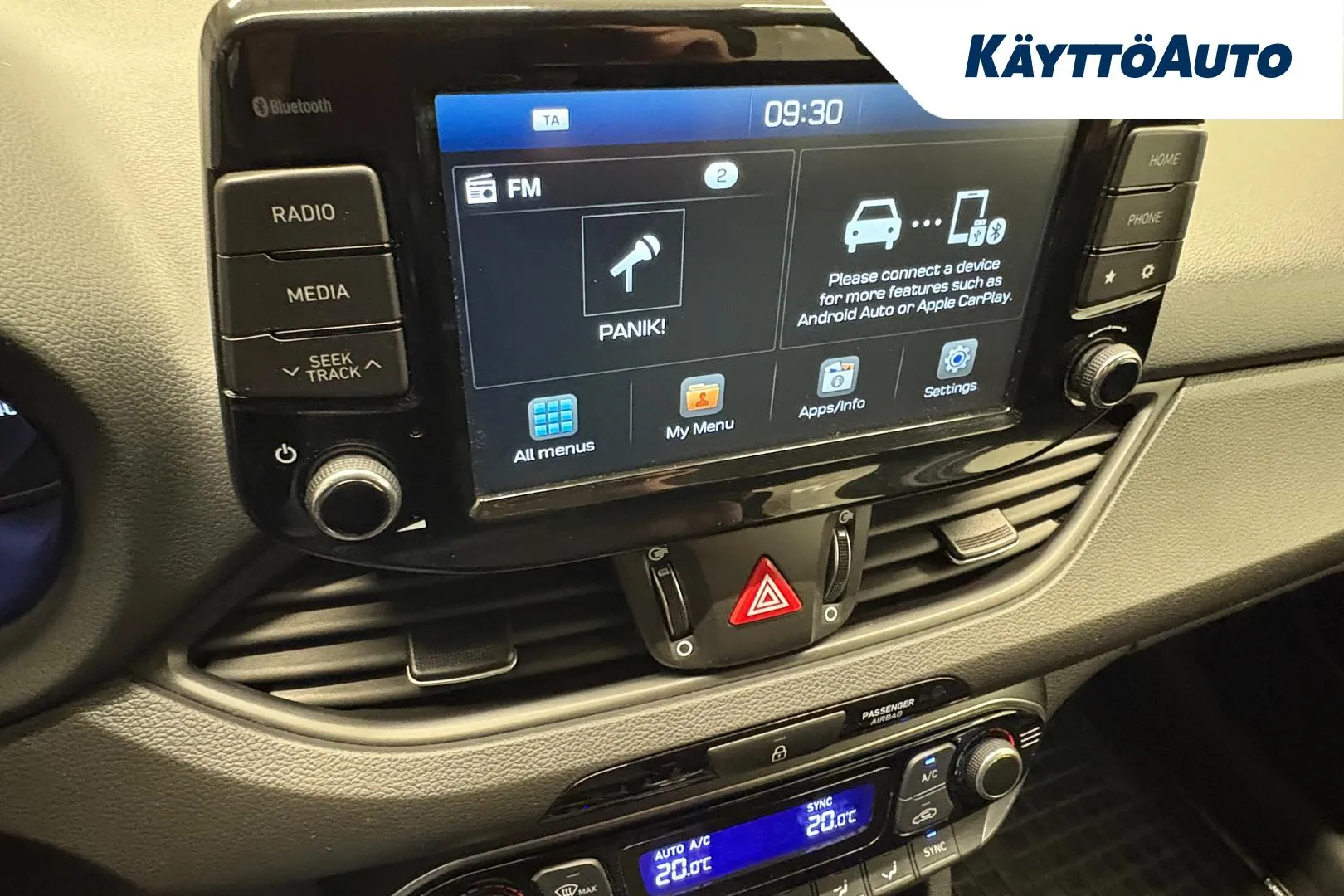 HYUNDAI i30 Wagon KTS-214 carousel image