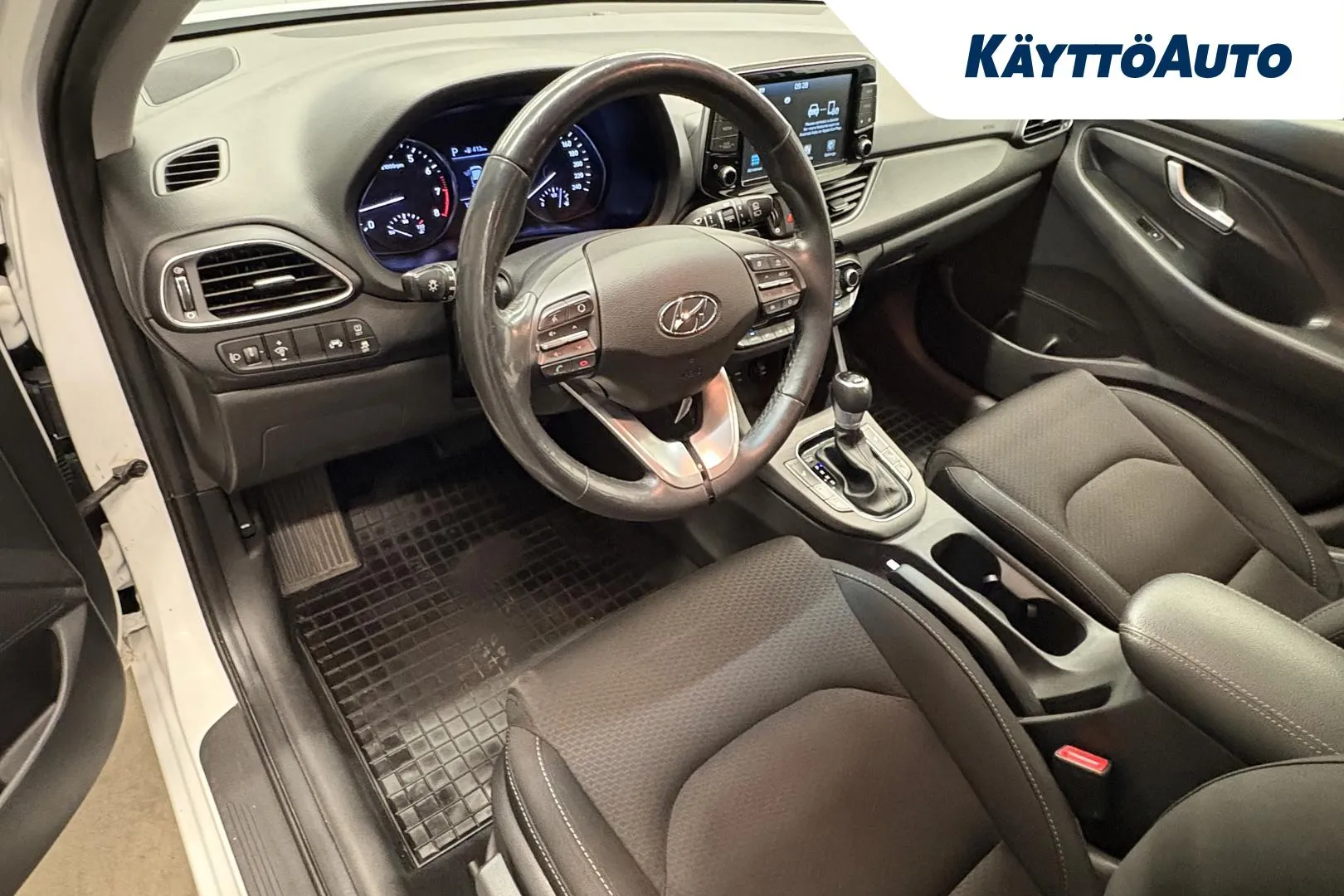 HYUNDAI i30 Wagon KTS-214 carousel image