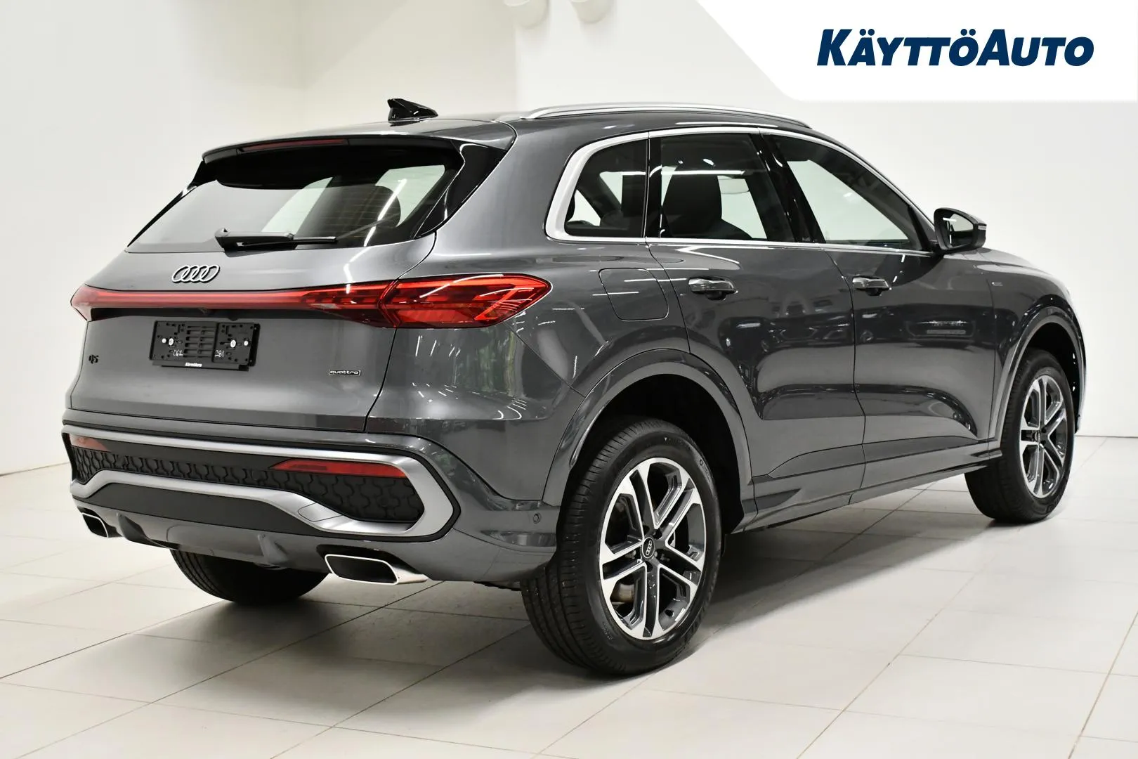 Audi Q5 YZZ-710 carousel image