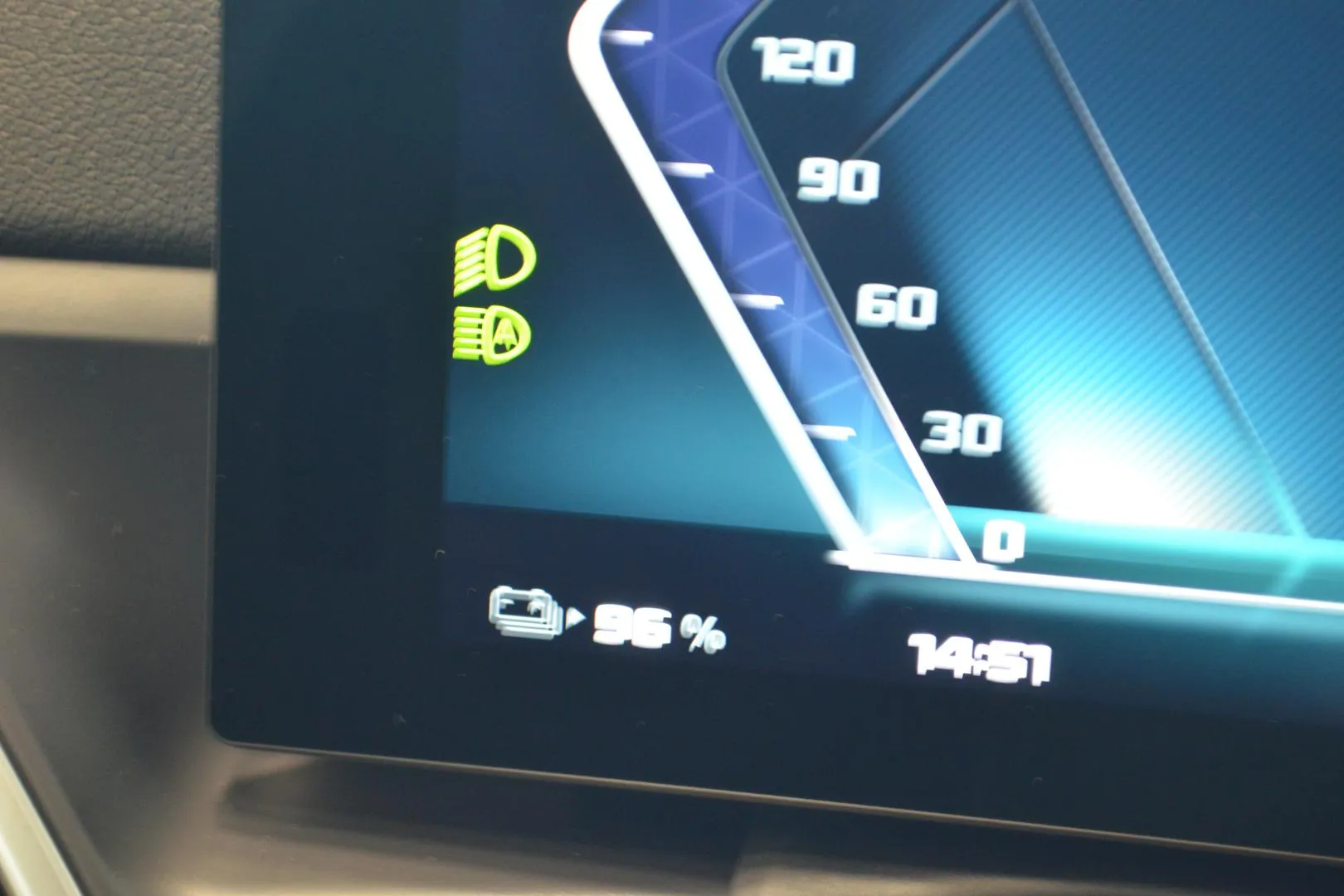 BMW i4 GRR-563 carousel image