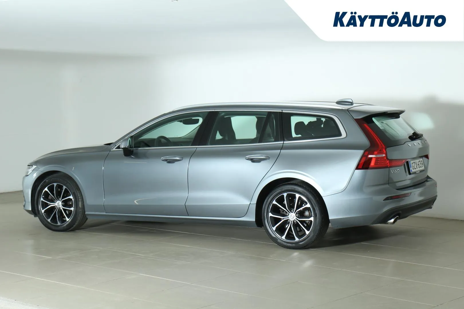 VOLVO V60 GZX-639 carousel image