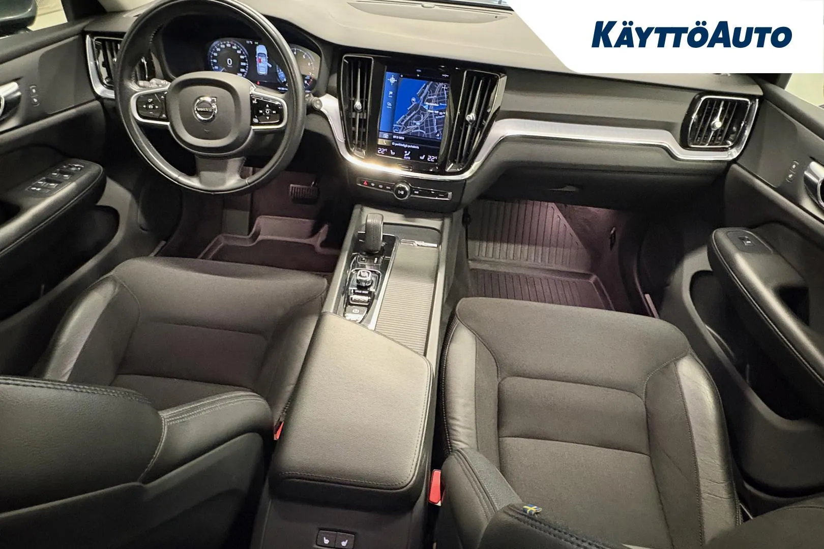 VOLVO V60 GZX-639 carousel image