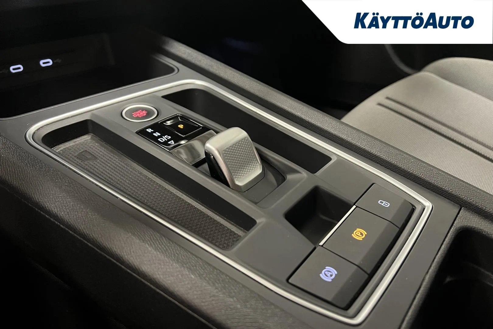 SEAT Leon Sportstourer MYV-854 carousel image