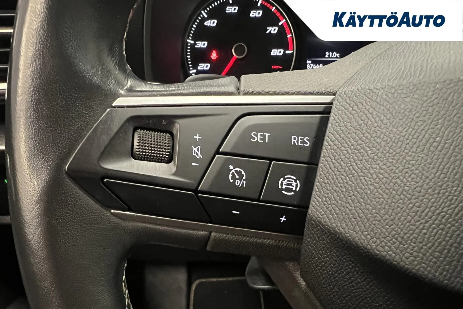 SEAT Leon Sportstourer MYV-854 carousel image