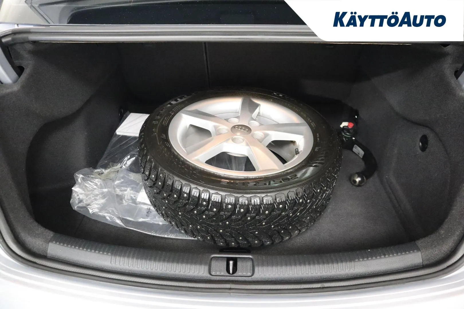 AUDI A3 BVR-465 carousel image