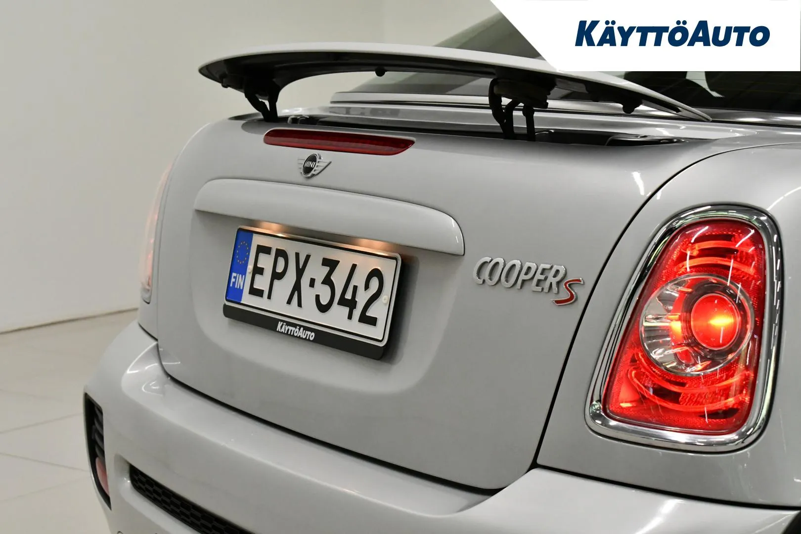 MINI Cooper EPX-342 carousel image