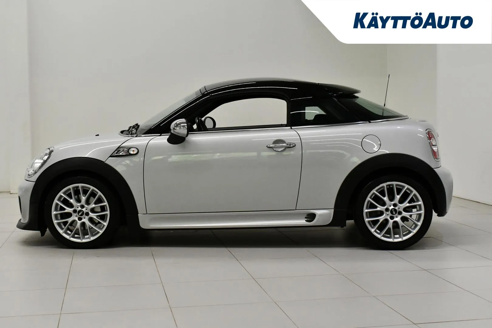 MINI Cooper EPX-342 carousel image