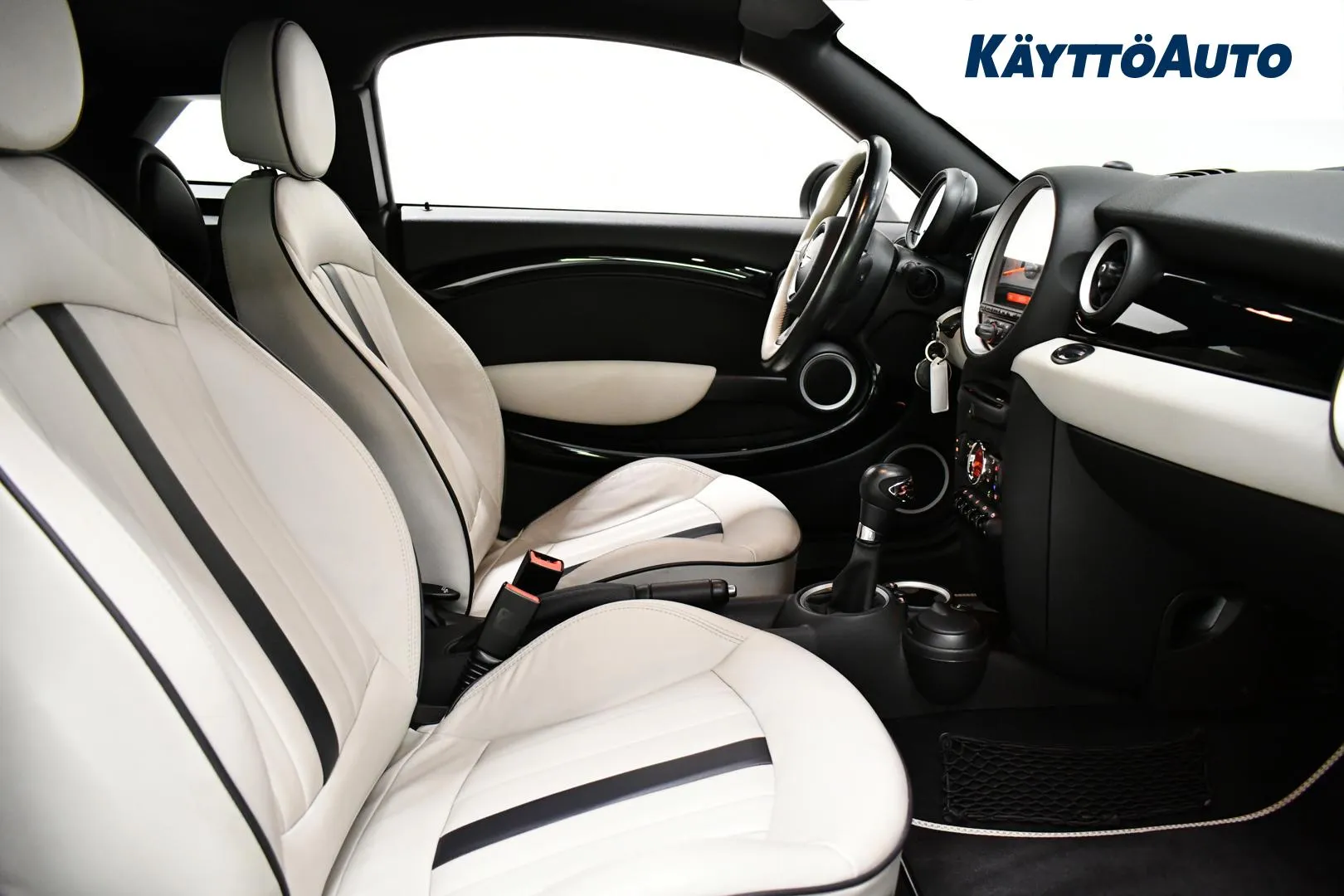 MINI Cooper EPX-342 carousel image