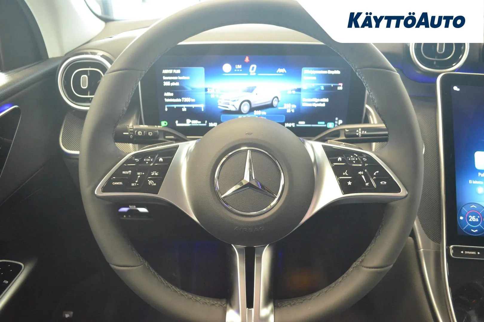 Mercedes-Benz GLC FSS-828 carousel image