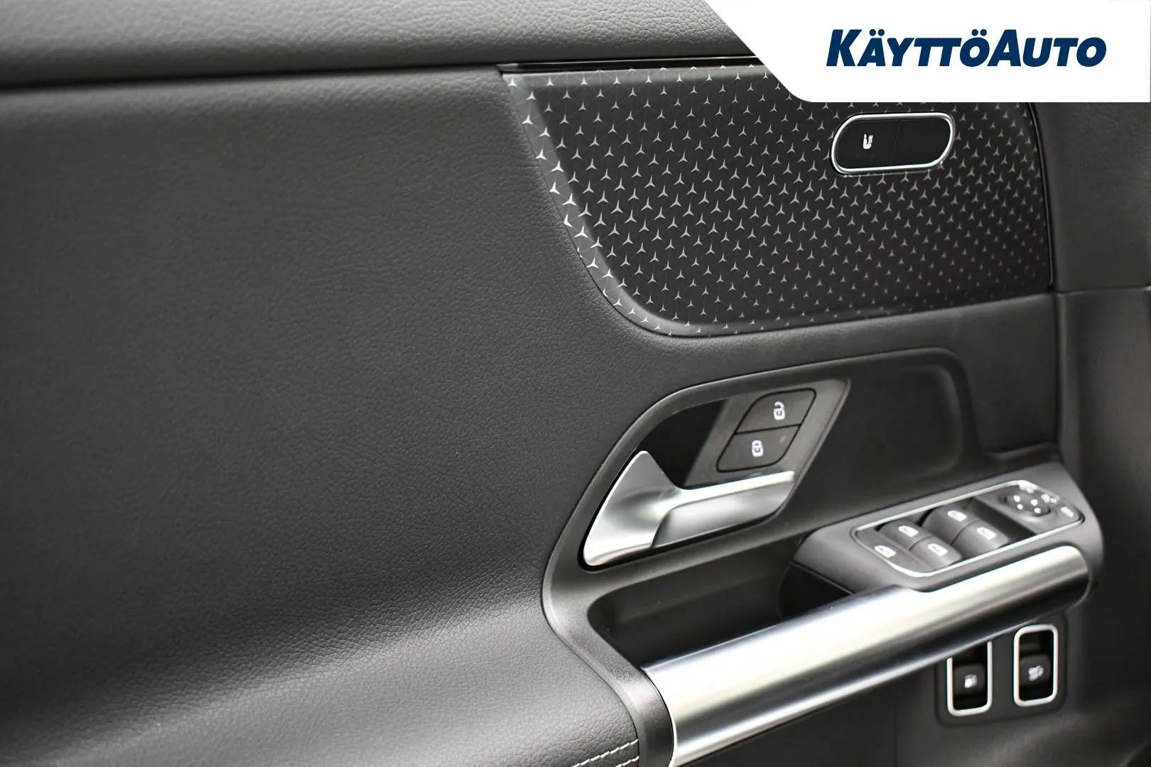 Mercedes-Benz GLA CSP-535 carousel image