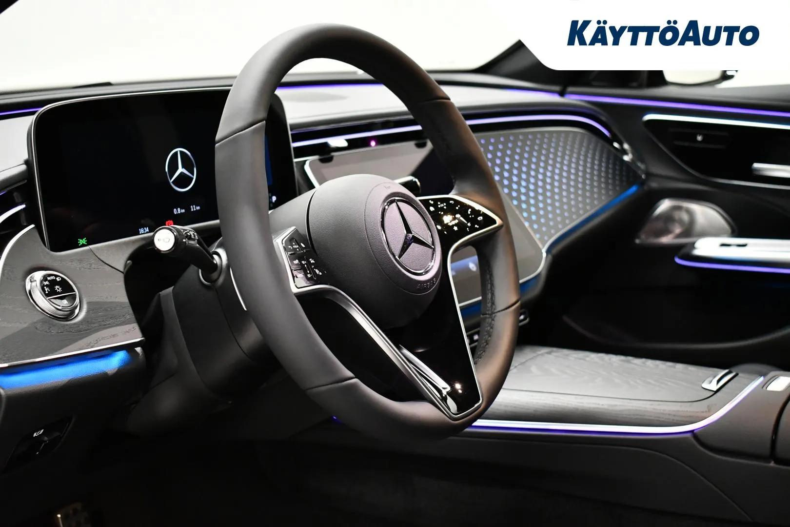 Mercedes-Benz E ISR-287 carousel image