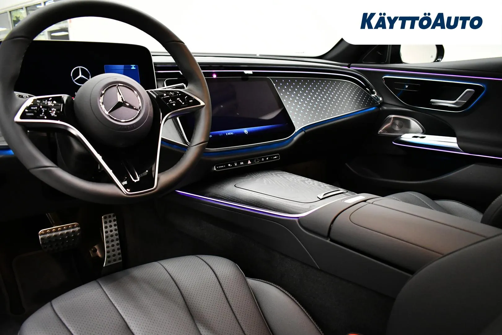 Mercedes-Benz E ISR-287 carousel image
