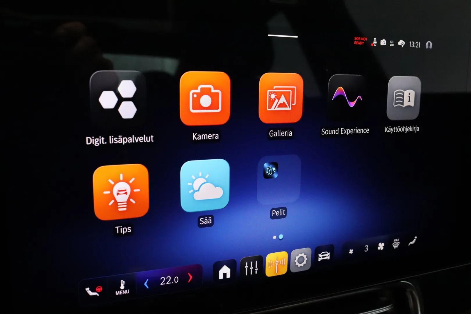 Mercedes-Benz CLA EVS-565 carousel image