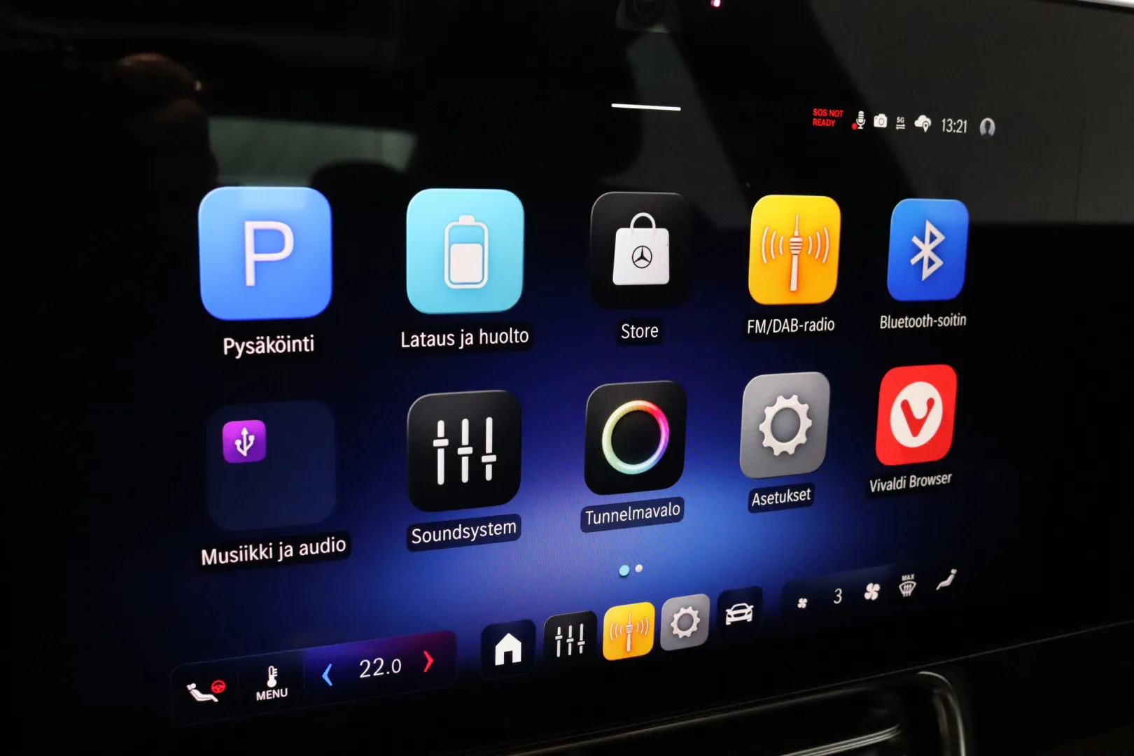 Mercedes-Benz CLA EVS-565 carousel image