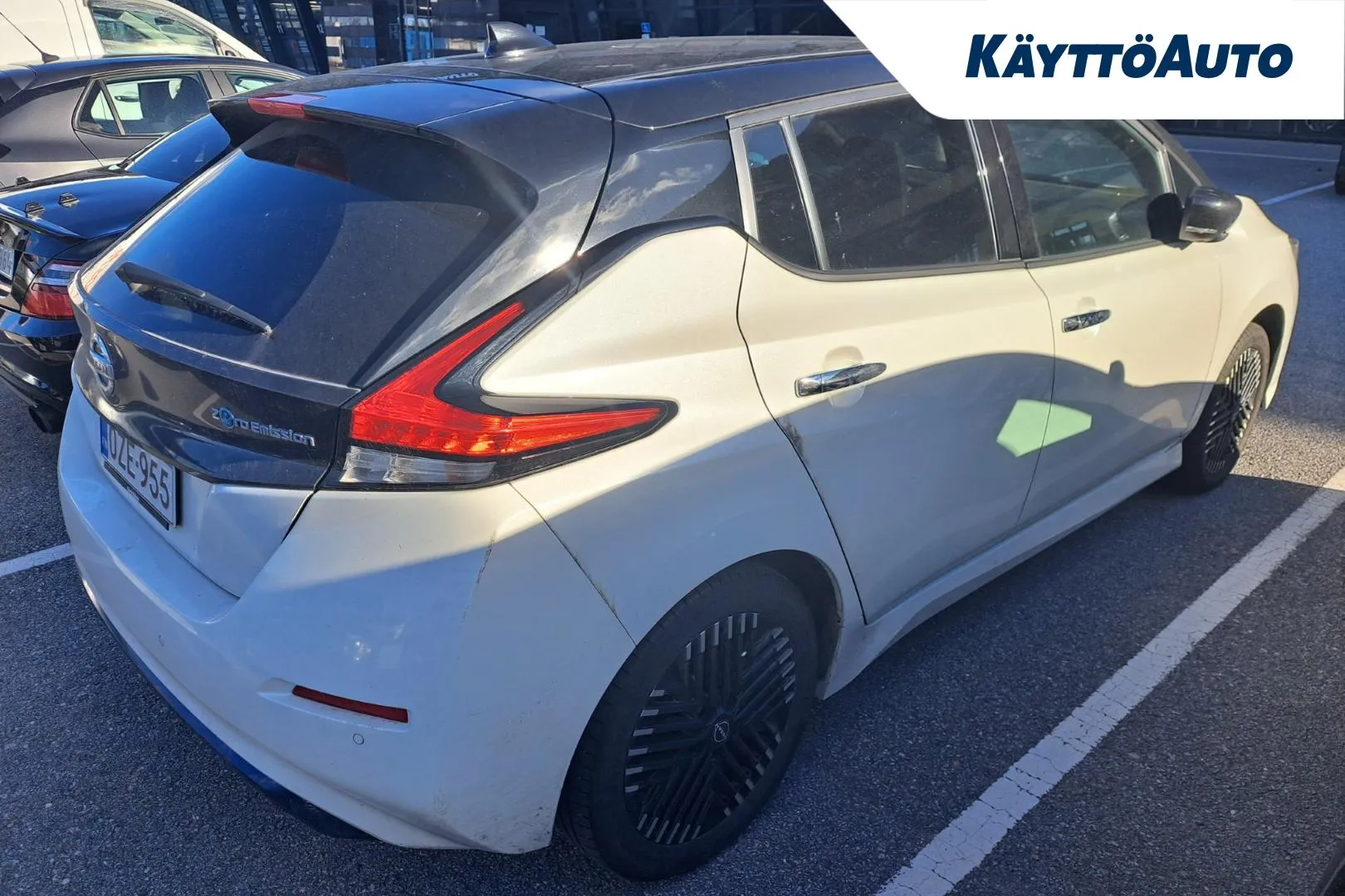 NISSAN Leaf OZE-955 carousel image