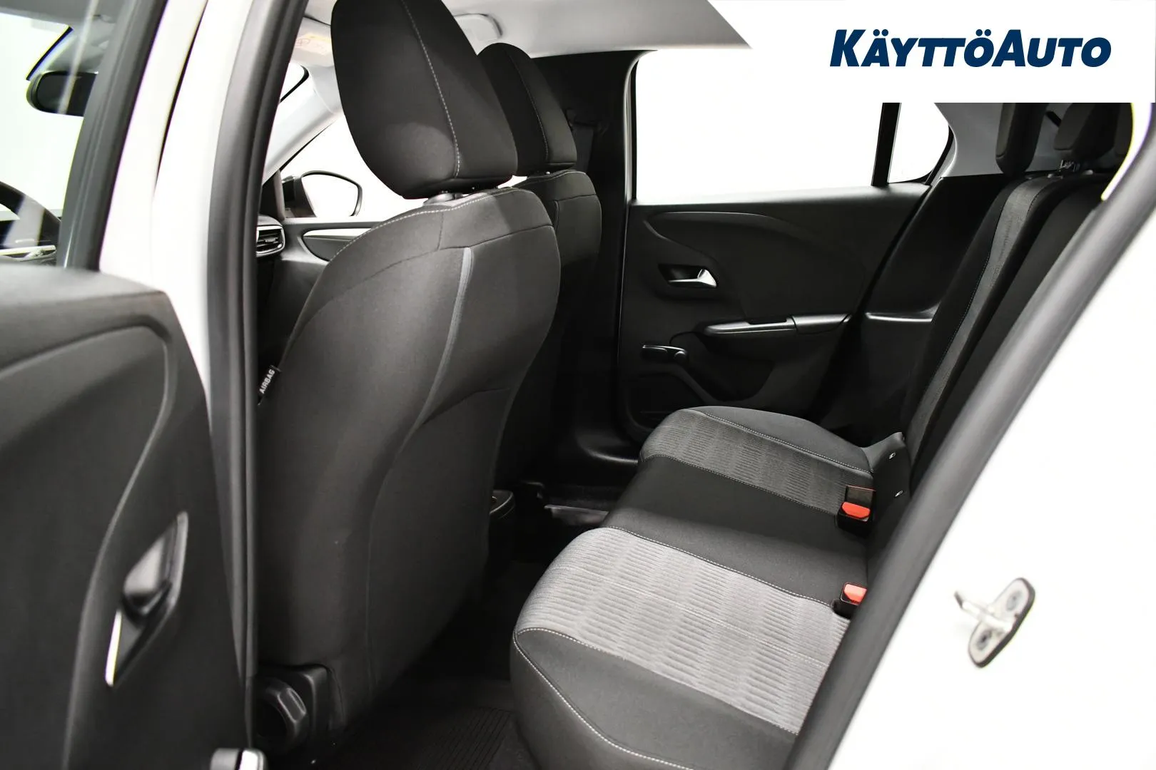 OPEL Corsa GOG-594 carousel image