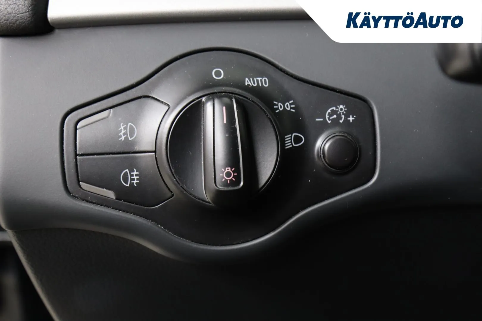 AUDI A4 BVS-859 carousel image