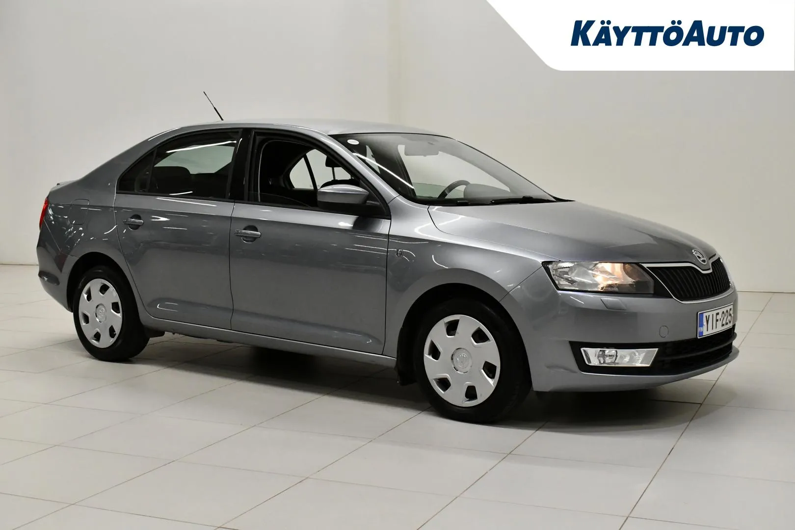 SKODA Rapid YIF-225 carousel image