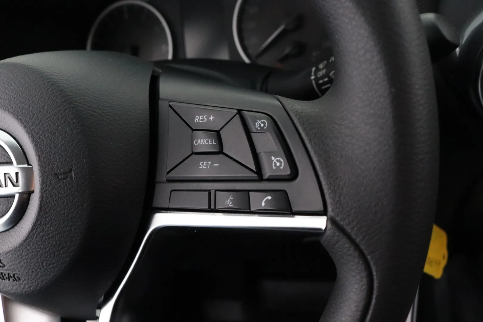 NISSAN Juke XRN-466 carousel image