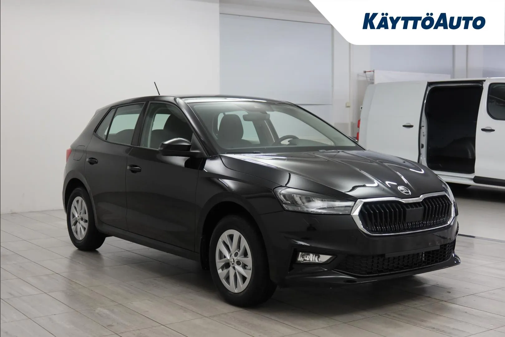 Skoda Fabia RXA-768 carousel image