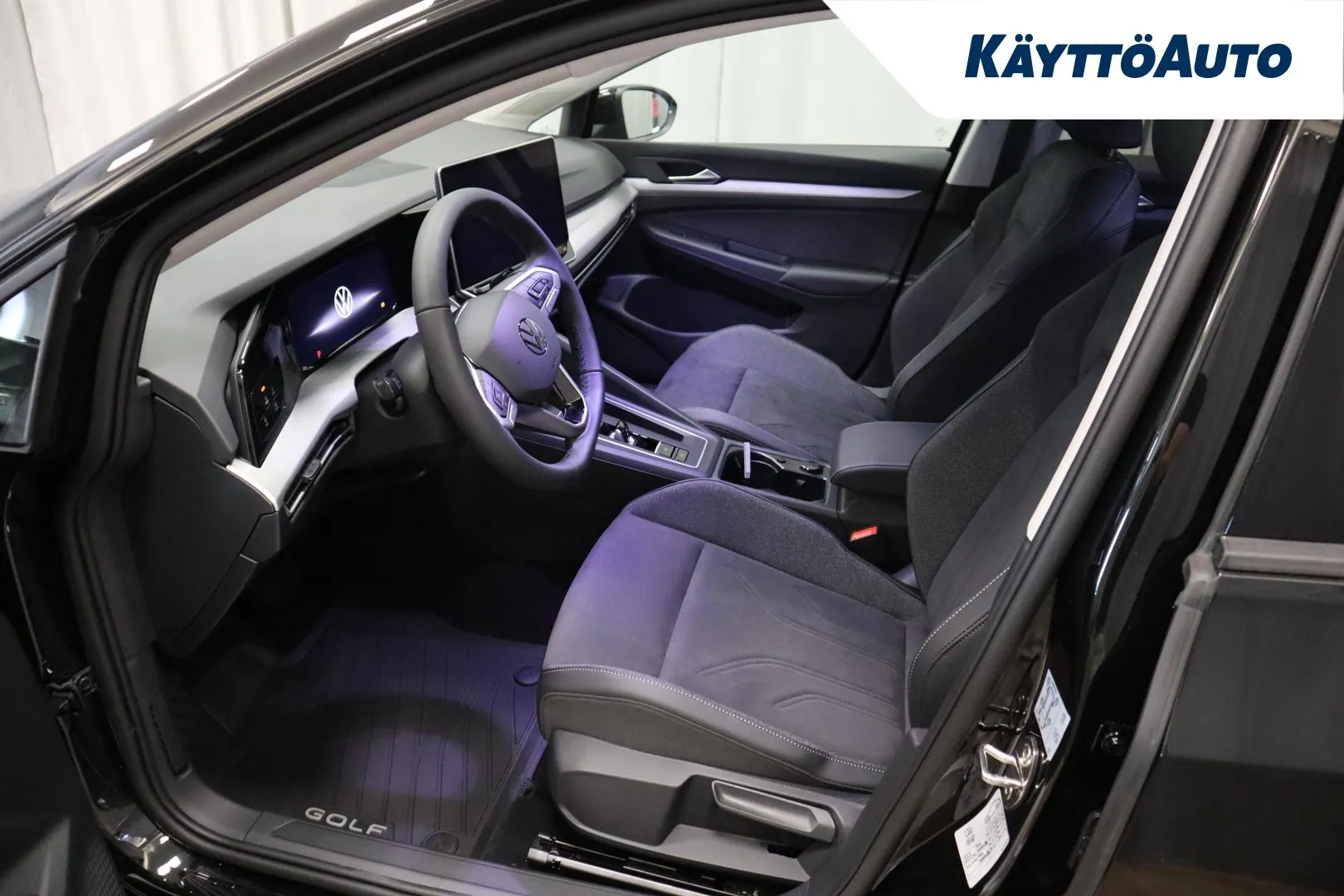 Volkswagen Golf GRN-908 carousel image