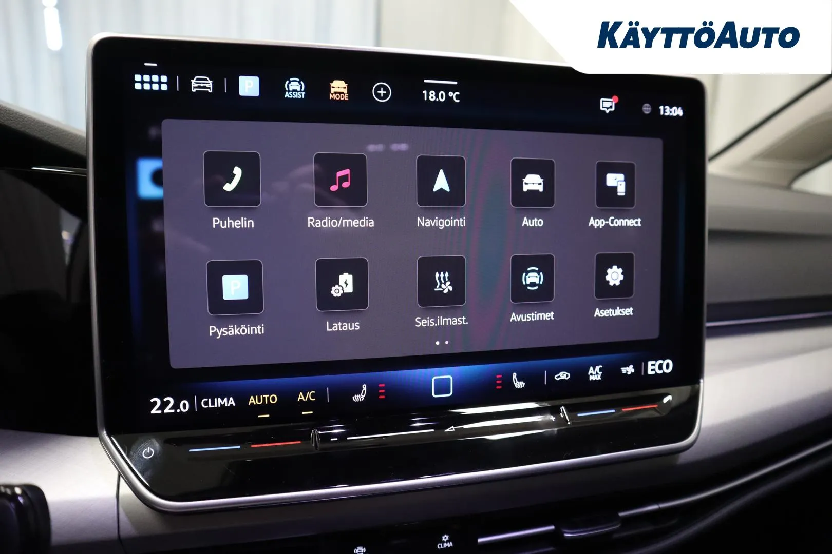 Volkswagen Golf GRN-908 carousel image