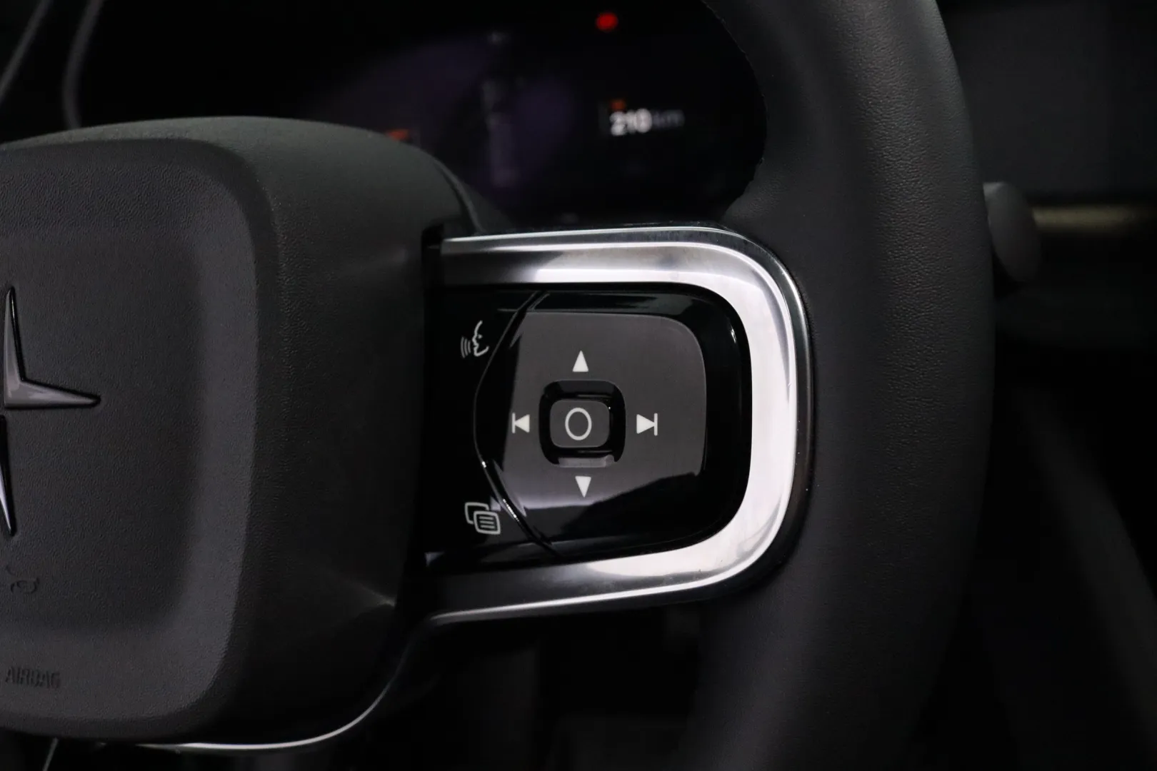 POLESTAR 2 ZOP-513 carousel image