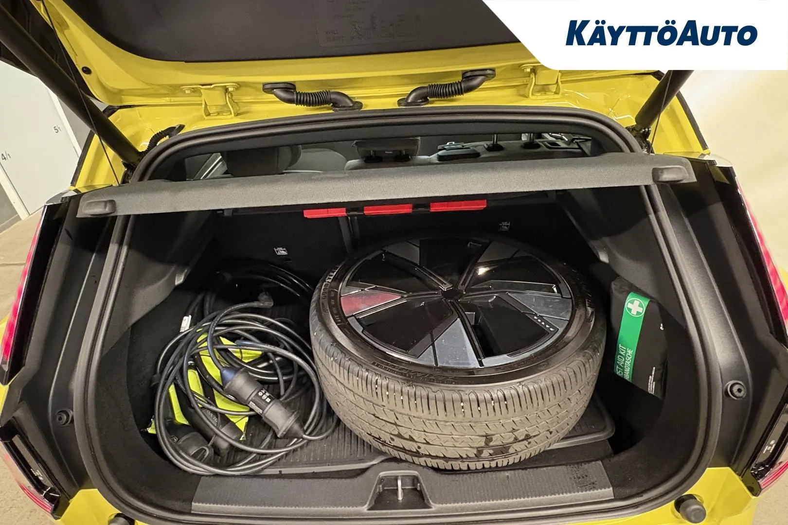 VOLVO EX30 GRM-649 carousel image