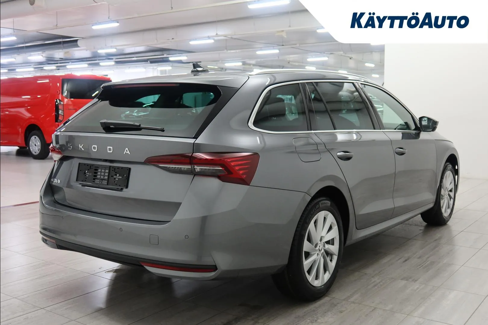 Skoda Octavia SRJ-250 carousel image